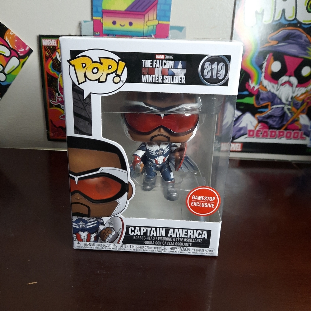 Captain America funko pop 819 FATWS